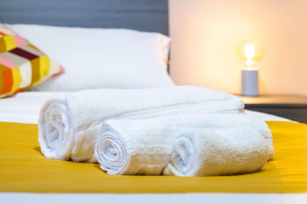 Appartamento Old Town-Porta Susa Free Parking Modern Flat X6 Torino Esterno foto